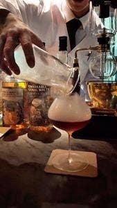 bar pavane.