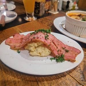 東京ブッチャーズ with OKACHI Beer Lab