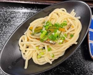 シマ唄・島料理 itwu〜まぁじん〜