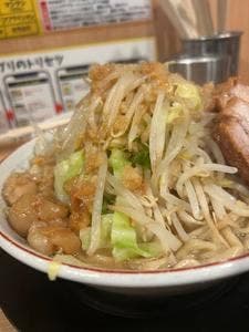 ラーメン豚山 十三東口店