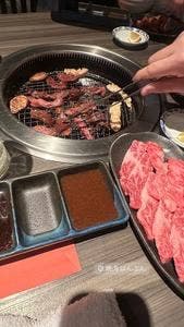 焼肉 はんぶん