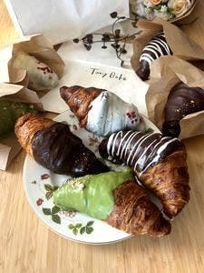 100日だけのチョコクロワッサン by Tony Bake in 神戸店