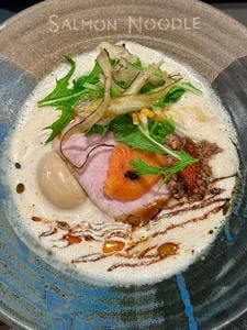 サーモンnoodle横浜