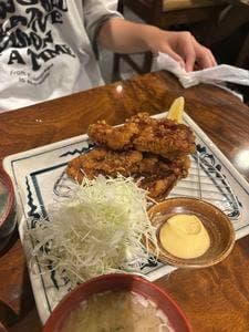 めし処長屋