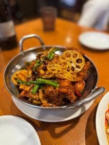 中華料理 華宴