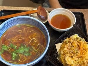 石臼挽き生そば 炭火焼肉丼 さくら