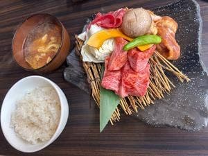 焼肉 宴庭 一宮店