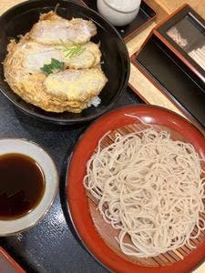 小諸そば 西新橋店