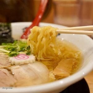 鮨とラーメン うおがしや 渋谷