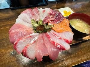 海鮮丼てんや 箱崎ふ頭店