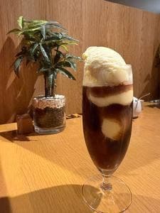 カフェ・ドゥ・コリンズ