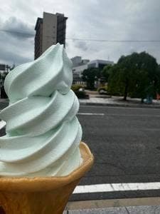 ご当地グルメと鬼太郎グッズの三平茶屋