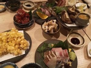 日本酒バル しずく