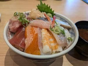 鮨 酒 肴 杉玉 JR高松駅