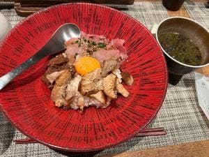 金のおにぎりと天白のかつお出汁 かつおとぼんた 渋谷ストリーム店