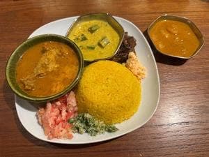 カレーや デッカオJr.