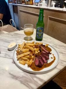 DE FRITES STAAN HARAJUKU