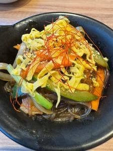 茜六房
