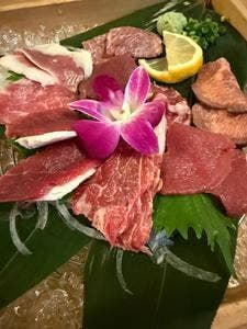 個室 馬刺し肉寿司 たてがみ 名古屋駅前店