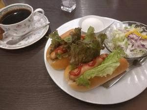 Calme Cafe Cavalier 上本町店