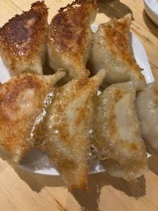 奏食台