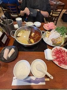 火鍋 小肥羊 渋谷店 しゃおふぇいやん