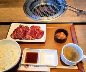 お肉やさんのひとり焼肉 ダイリキ 若江岩田駅前店