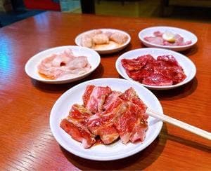 本格炭焼ひちりんや