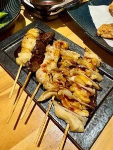 炭火焼鳥と豊洲直送海鮮 創作居酒屋 吉蔵 溝の口店