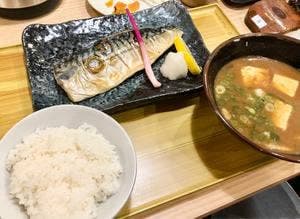 しまかぜ食堂 鵜方店