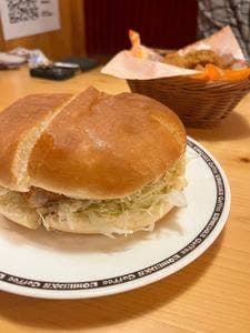 コメダ珈琲店 カインズ三浦店
