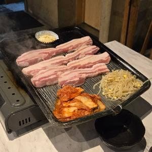 ハラペコ食堂 裏天王寺店