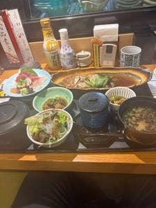 いけす魚場 龍宮城