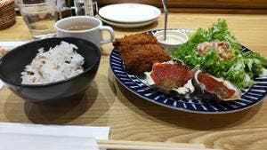 8TH SEA OYSTER Bar 天神ソラリアプラザ店