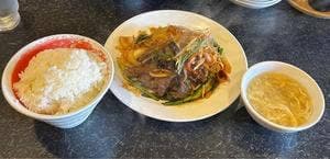 鉄板中華・担々麺 究