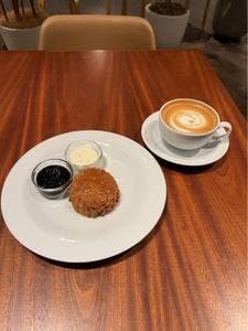 MARGARET HOWELL SHOP&CAFE NEWoMAN TAKANAWA
