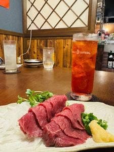 カジュアルバル・グゥ