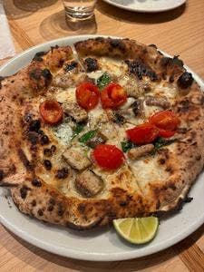 PIZZA MAFIA TOKYO 用賀店