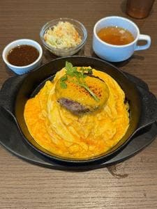 肉オムライス専門店 肉とたまご 渋谷店