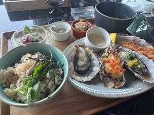 そらとさかなとオイスター Wharf