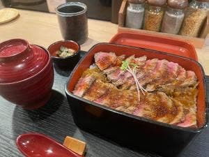 肉重 ロマン亭 阪急三番街店