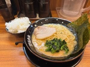 横浜家系ラーメン 壱角家 吉祥寺駅前店