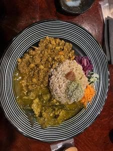 KAKUUCHI 骨屋