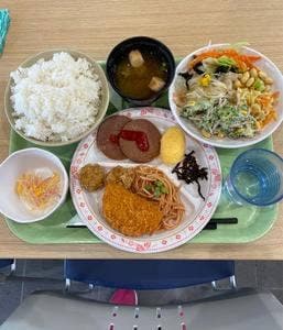 徳島県警徳島中央署食堂