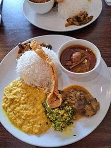 Apsara Restaurant & Bar