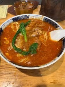 支那麺 はしご 赤坂店