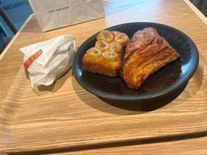 365日とCOFFEE ニュウマン高輪店