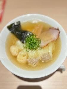 ワンタンメン専門店 たゆたふ