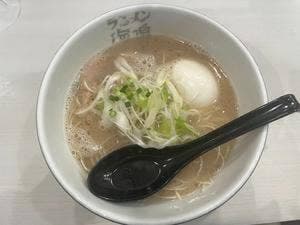ラーメン 海鳴 福岡空港店