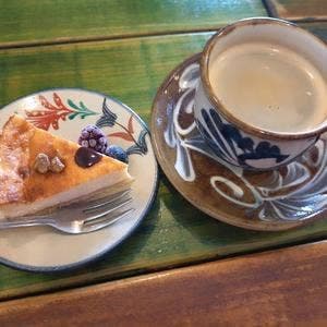 やちむんカフェ ぐんじょう